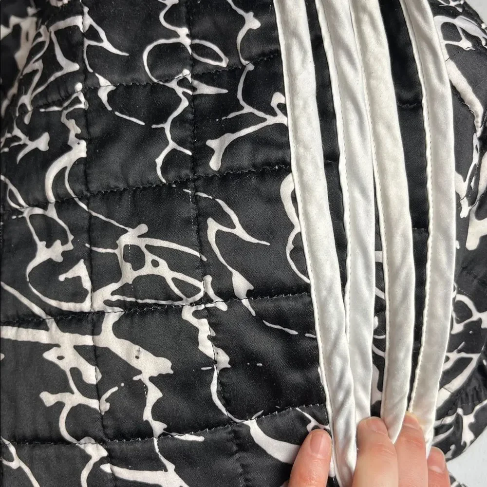 Black and White Vince Camuto Lucerne Print Queen Comforter